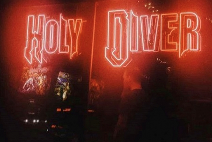 holy-diver